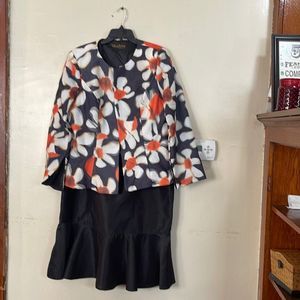 Moshsita Two Piece Suit Size 16